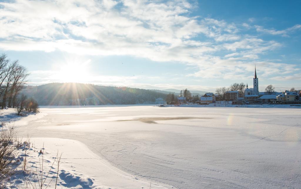 Nova Pec Holiday Resort Lipno Exterior foto